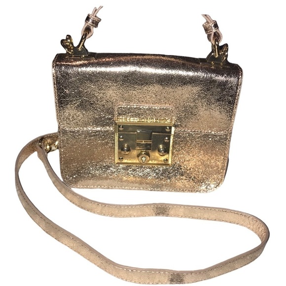 Steve Madden Gold Rose Gold Top Handle Front Clasp Partial Mini Crossbody - Picture 1 of 12